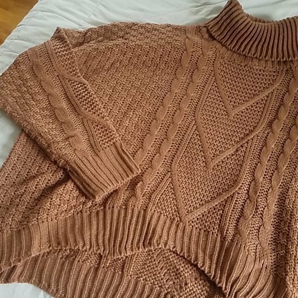 Knit Turtleneck Asymetrical Hem Oversized Sweater - Picture 6 of 9